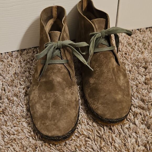 Aetrex Addison Suede Ankle Boots with Green Laces 9-9.5 - Picture 2 of 6